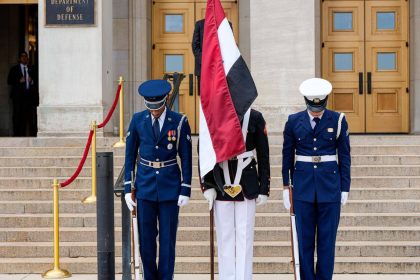 السوداني يصل مبنى وزارة الدفاع الأمريكية