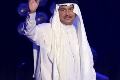 الفنان السعودي "محمد عبده" يعلن إصابته بمرض السرطان