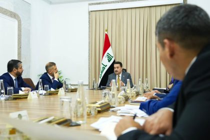 اجتماع حكومي يحدد الرؤية التي ستنطلق بموجبها الحكومة في مهمتها لإصلاح الجهاز الحكومي