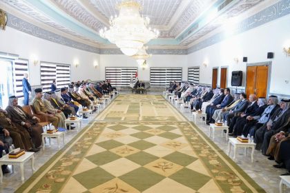 السوداني يلتقي شيوخ عشائر ووجهاء محافظة بابل