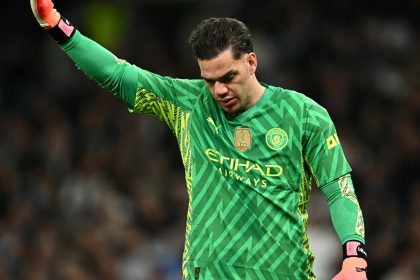 مانشستر سيتي يعلن نهاية موسم حارسه إيدرسون بسبب الاصابة