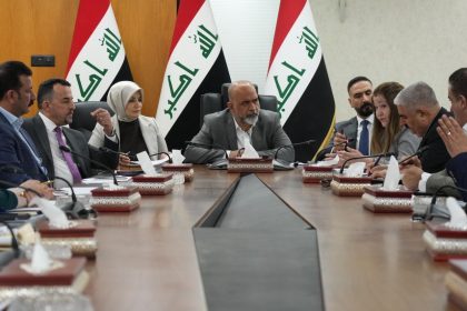 مؤكدة عدم تخفيض تخصيصات المحافظات.. الخدمات النيابية: التصويت على جداول الموازنة يوم الاثنين المقبل