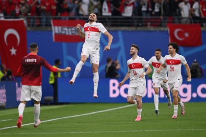 تركيا تلحق بركب المتأهلين لربع نهائي امم اوروبا بتغلبها على النمسا بهدفين لواحد