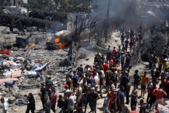 صحة غزة: استشهاد واصابة اكثر من 43 شخصًا بقصف اسرائيلي في خان يونس