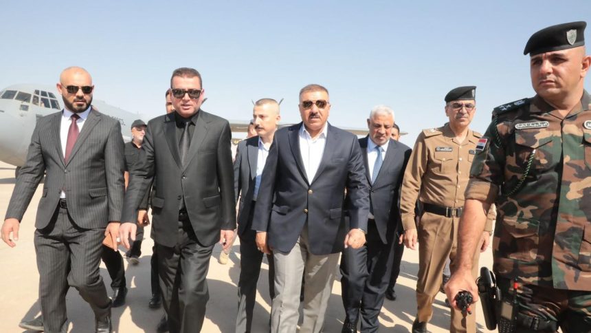 وزير الداخلية يصل إلى محافظة ذي قار