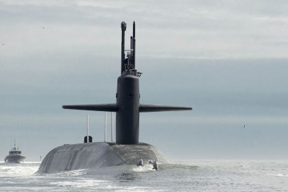 أزمة جديدة تضرب برنامج الغواصات النووية الأمريكية