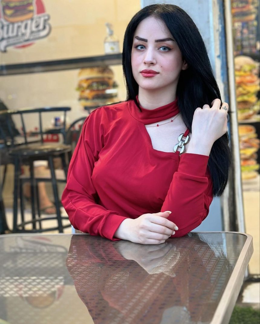 الحكم بالحبس 4 اشهر على البلوكر "آية الشمري" بتهمة المحتوى الهابط 