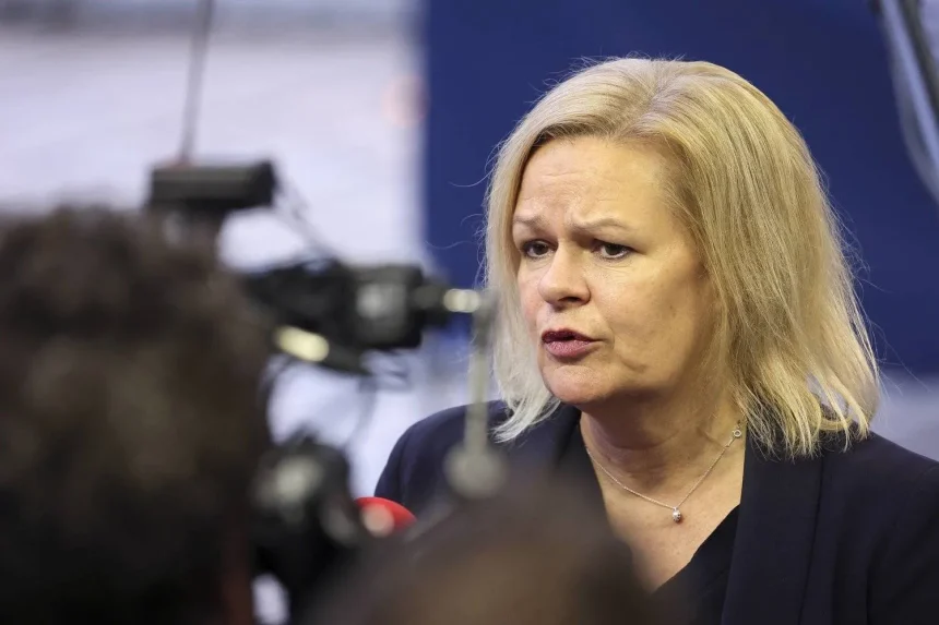 صحيفة بيلد: وزيرة داخلية ألمانيا تلغي زيارتها إلى سوريا بسبب "تهديد إرهابي"