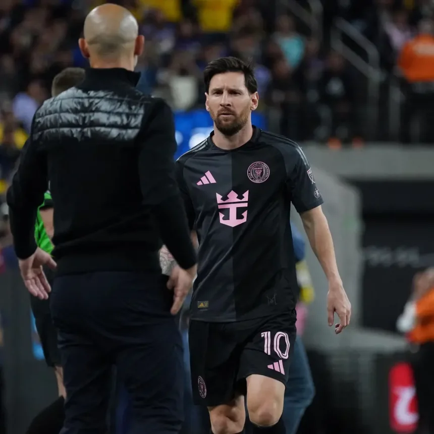 ماسكيرانو: لم نرغب في المخاطرة بميسي