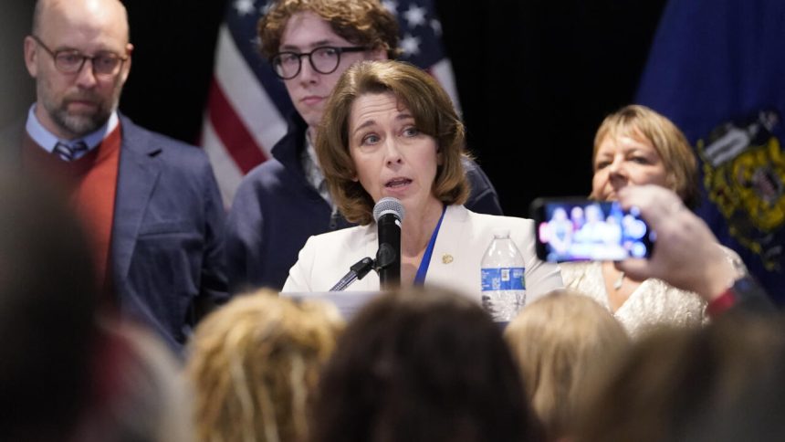 انتكاسة لترامب.. مرشحة الديمقراطيين تفوز بعضوية المحكمة العليا في ويسكونسن