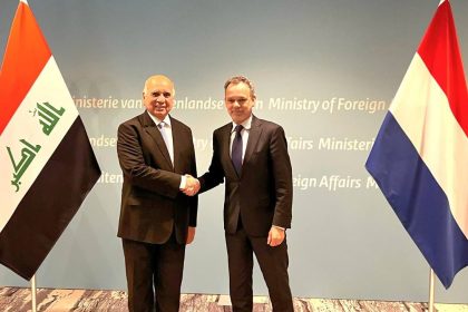 وزير الخارجية يوجه دعوة إلى نظيره الهولندي لزيارة العراق