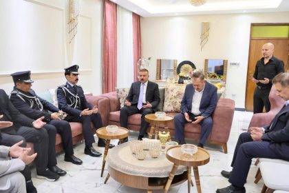 وزير الداخلية يزور أسرة المهندس بشير خالد ويؤكد: لن نتهاون بمحاسبة كل من يثبت تورطه بالحادثة