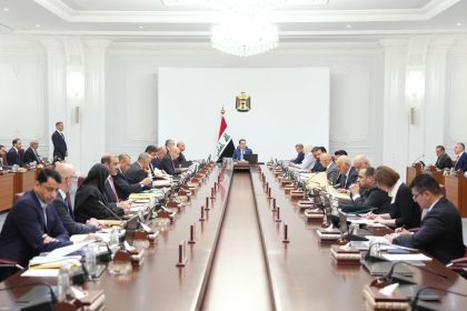 مجلس الوزراء يصوت على الدخول الشامل للامتحانات الوزارية للمرحلتين المتوسطة والإعدادية بجميع فروعها