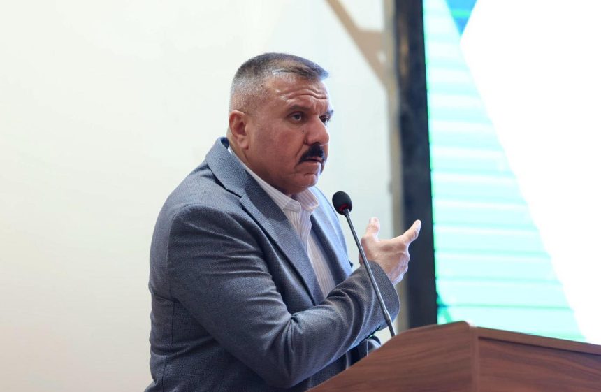 وزير الداخلية يستمع الى نتائج لجان التفتيش الخاصة بأقسام ومراكز الشرطة في الرصافة