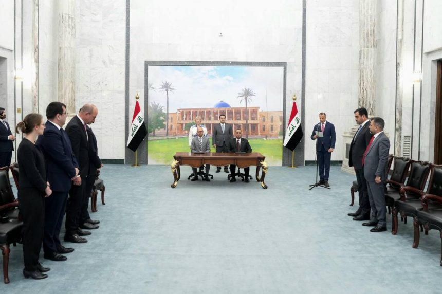 العراق يوقع اتفاقية التعاون في مجال الطاقة وعقدي صيانة مع شركة سيمنز إنيرجي الألمانية