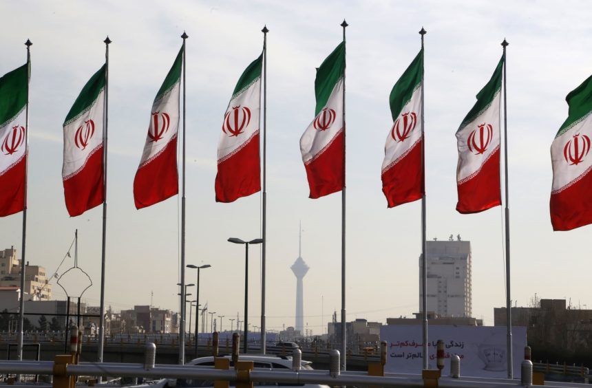طهران: نرفض تهديدات ترامب بوقف جميع مشتريات النفط الإيراني