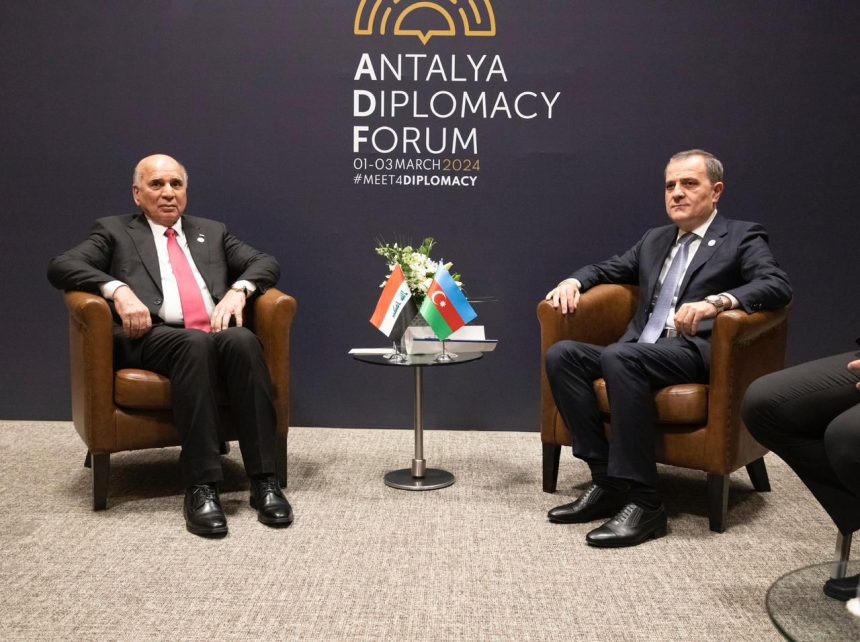 ‏وزير الخارجية: ناقشنا مع وزير الخارجية الأذربيجاني التوترات بين باكستان والهند