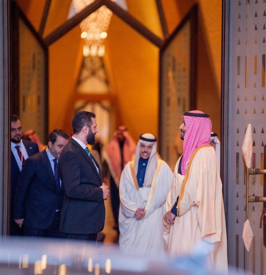 ولي العهد السعودي يؤكد للشرع التزام المملكة بدعم أمن سوريا واستقرارها