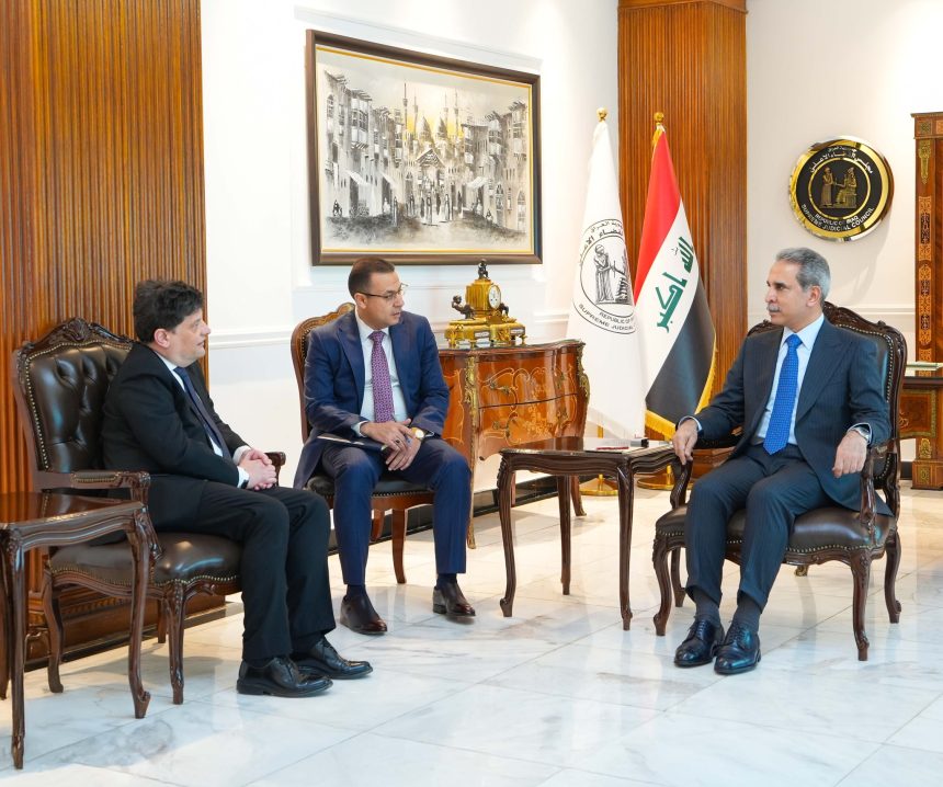 رئيس مجلس القضاء الأعلى يبحث مع وفد فرنسي تبادل المعلومات وجهود القضاء على الإرهاب