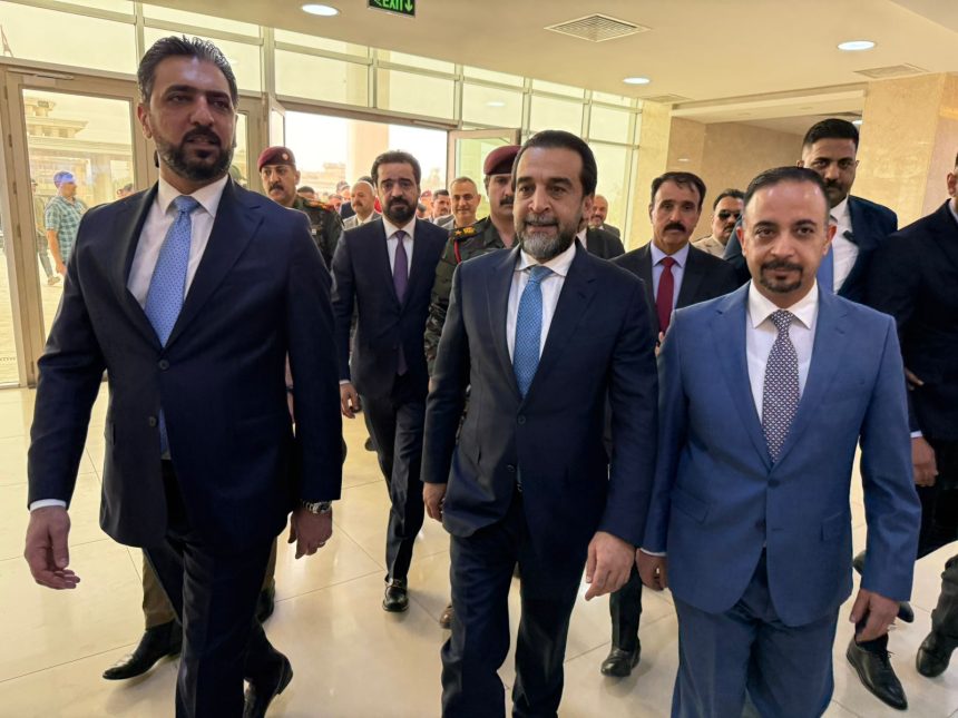 رئيس حزب تقدم الرئيس محمد الحلبوسي يصل إلى مبنى محافظة كركوك