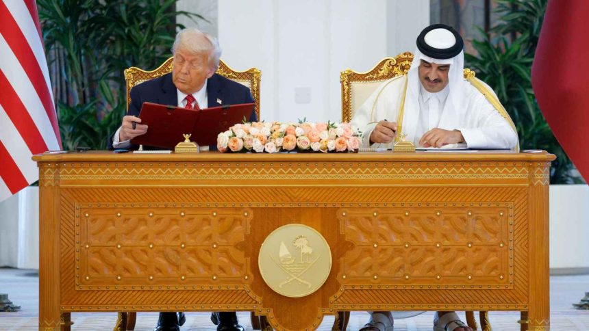 البيت الأبيض: ترامب وقع اتفاقية تعاون اقتصادي تاريخية مع قطر بقيمة تزيد عن تريليون دولار