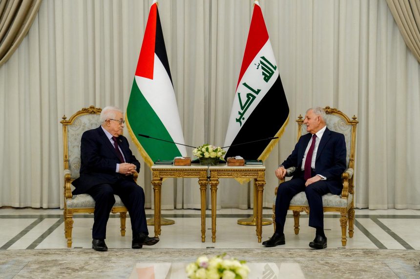 رئيس الجمهورية يستقبل نظيره الفلسطيني في قصر السلام ببغداد