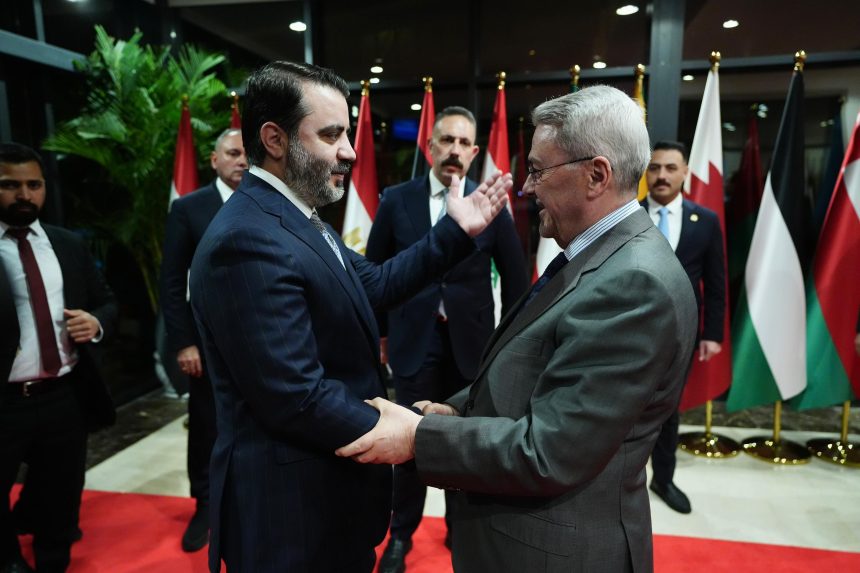 وزير الخارجية السوري يصل الى بغداد