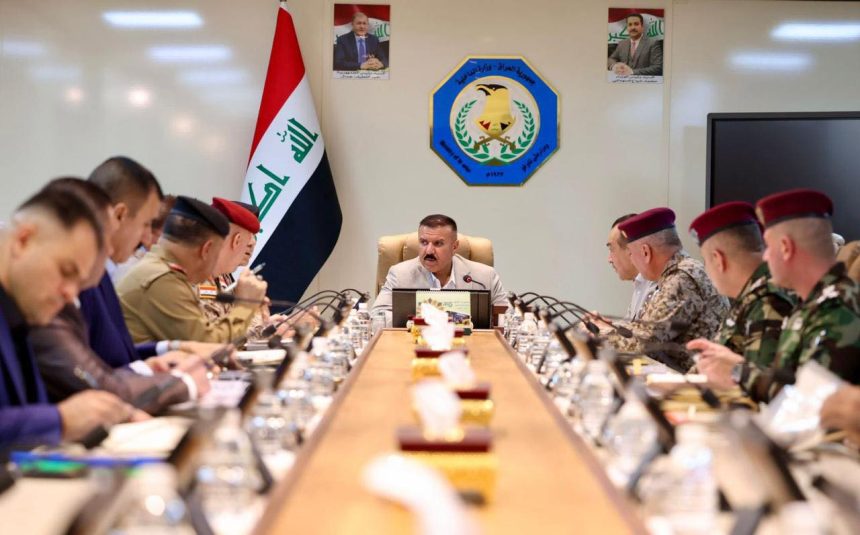 وزير الداخلية يوجه بتسهيل حركة مرور وانسيابية زائري ذكرى استشهاد الإمام الجواد (ع)