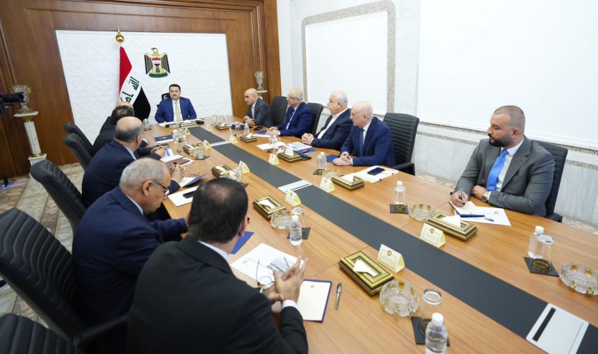 السوداني يؤكد اهتمام الحكومة برفع كفاءة مطار بغداد الدولي والارتقاء بخدماته