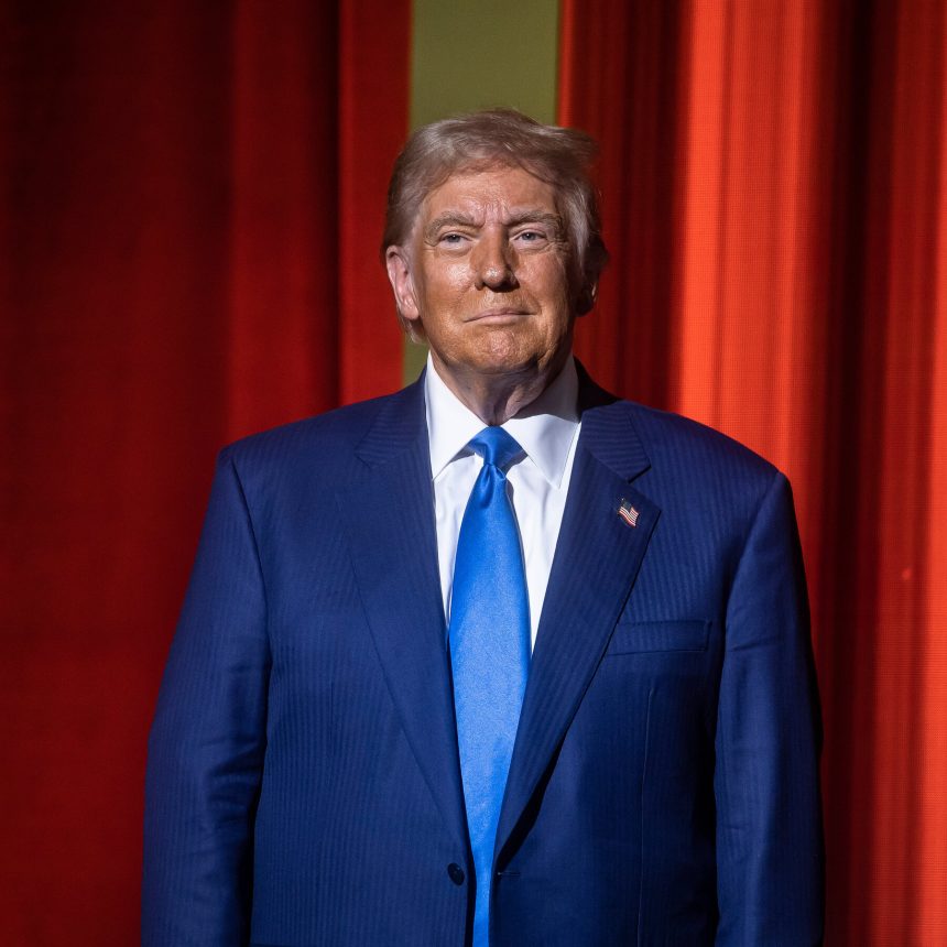 ترامب: هناك فرصة لاتفاق مع ايران في المستقبل غير البعيد