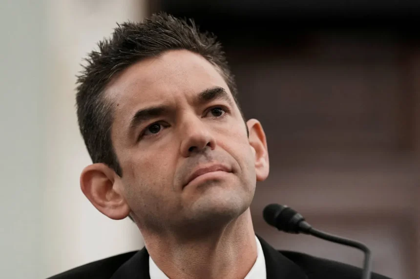 قرار مفاجئ.. ترامب يسحب ترشيح الملياردير إيزاكمان لقيادة "ناسا"