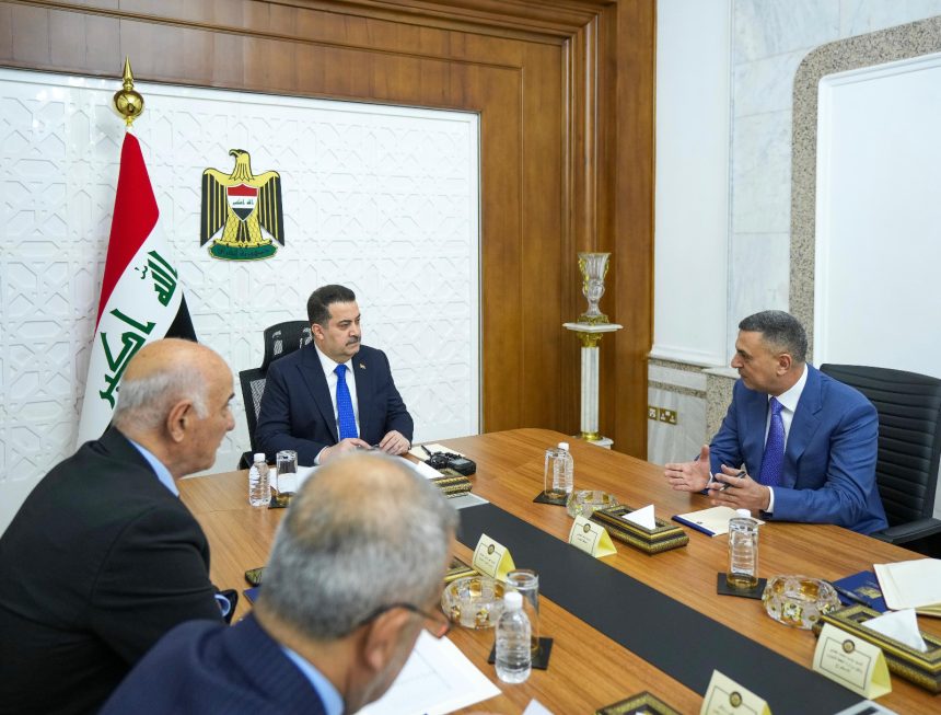 اجتماع حكومي يؤكد على توسعة نشاط فريق الجهد الخدمي والهندسي في مناطق شمال البصرة