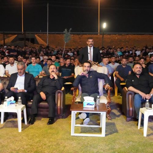 رئيس حزب "تقدم" الرئيس محمد الحلبوسي يشارك الجماهير في الفلوجة متابعة مباراة العراق وكوريا ج