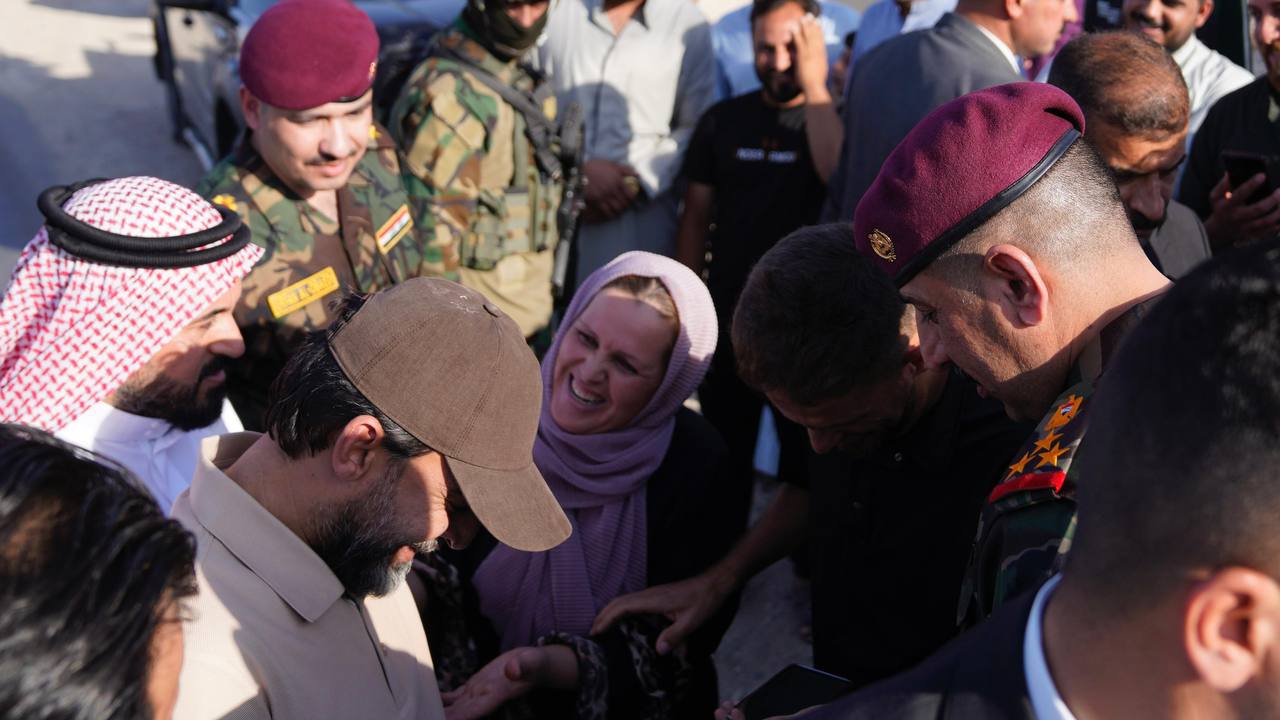 بأول أيام العيد.. رئيس حزب تقدم الرئيس محمد الحلبوسي يجري جولةً غرب الأنبار ويلتقي عدداً من المواطنين