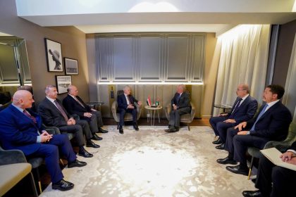 العاهل الأردني يؤكد حرص بلاده على توطيد العلاقات الثنائية وتوسيع آفاق التعاون مع العراق