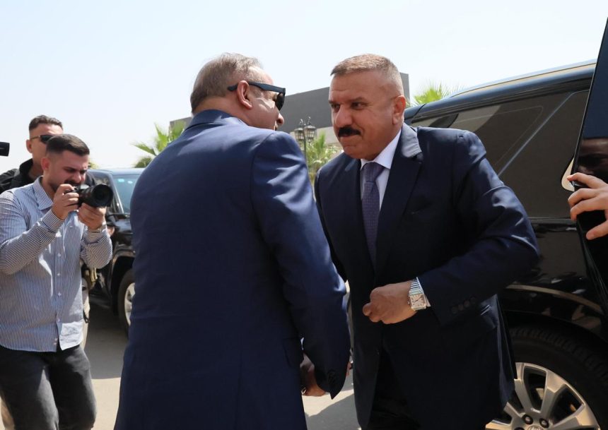 ‏وزير الداخلية يصل إلى محافظة صلاح الدين‬
