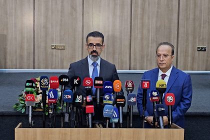 محافظ كركوك يوجه باستكمال التحقيق في حادثة استشهاد الطفل بطلق ناري من عنصر امني