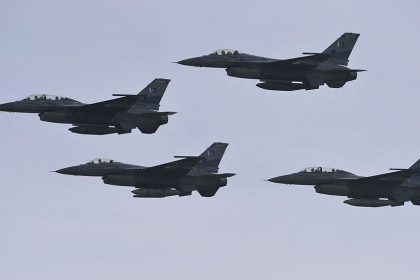 باكستان تنشر مقاتلات قرب مواقعها النووية بعد هجوم إسرائيل