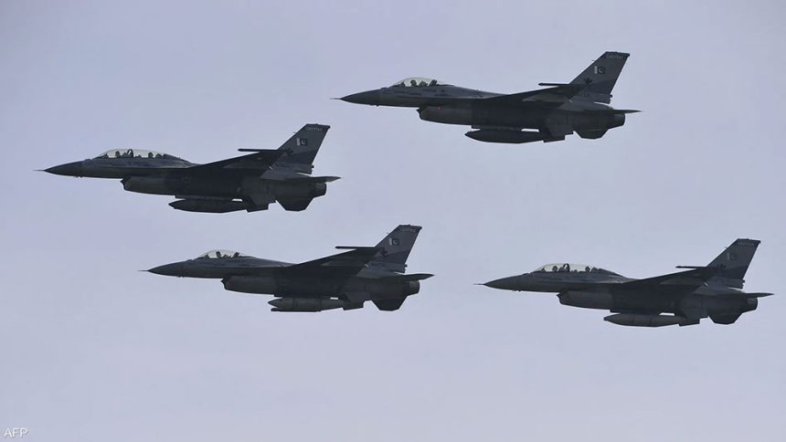 باكستان تنشر مقاتلات قرب مواقعها النووية بعد هجوم إسرائيل