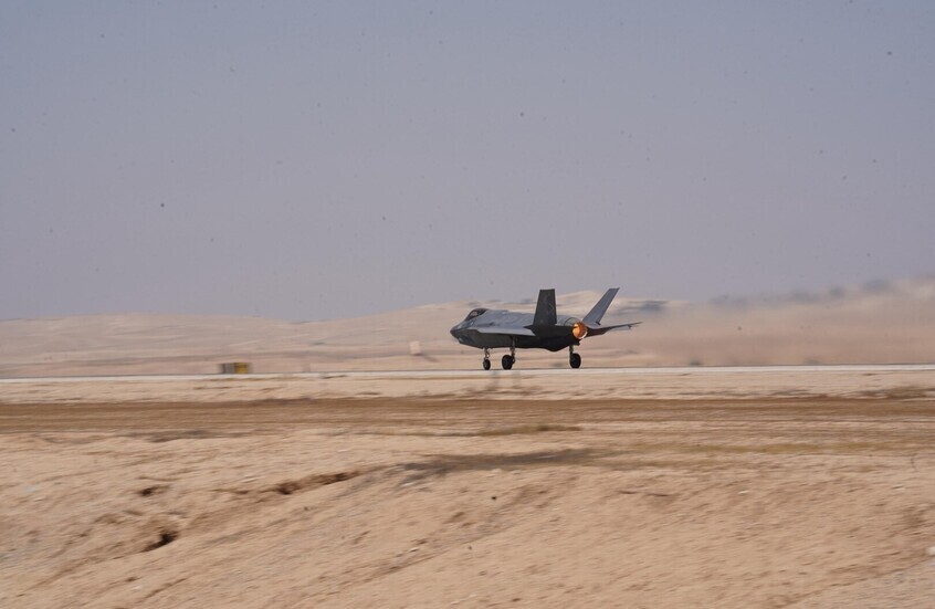 إعلام إيراني: السلطات الإيرانية تحتجز عدة مركبات كانت تنقل طائرات مسيرة إسرائيلية