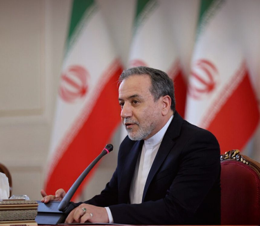 وزير الخارجية الإيراني: الرد على العدوان الاسرائيلي مشروع ونقوم بعملية دفاعية مدروسة