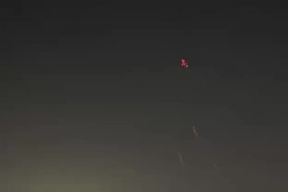 إطلاق دفعة صواريخ إيرانية من شيراز باتجاه الكيان الاسرائيلي