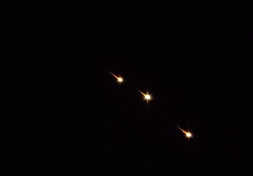 وكالة مهر: الصواريخ الإيرانية استهدفت مطار "بن غوريون" في اسرائيل