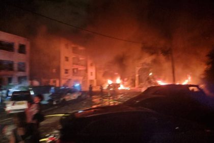 إعلام عبري: نحو 30 صاروخا إيرانيا أطلقت على إسرائيل في الرشقة الأخيرة