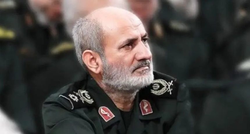 استشهاد رئيس جهاز استخبارات الحرس الثوري الايراني واثنين من زملائه في غارة اسرائيلية