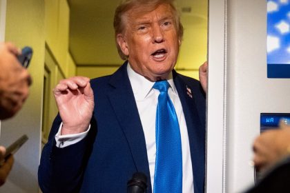 ترامب: لدينا الآن سيطرة كاملة وشاملة على سماء إيران