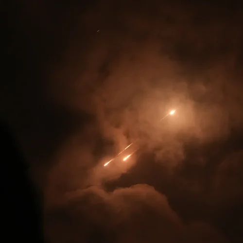 الحرس الثوري الإيراني يعلن استهداف قواعد جوية إسرائيلية في هجمات جديدة