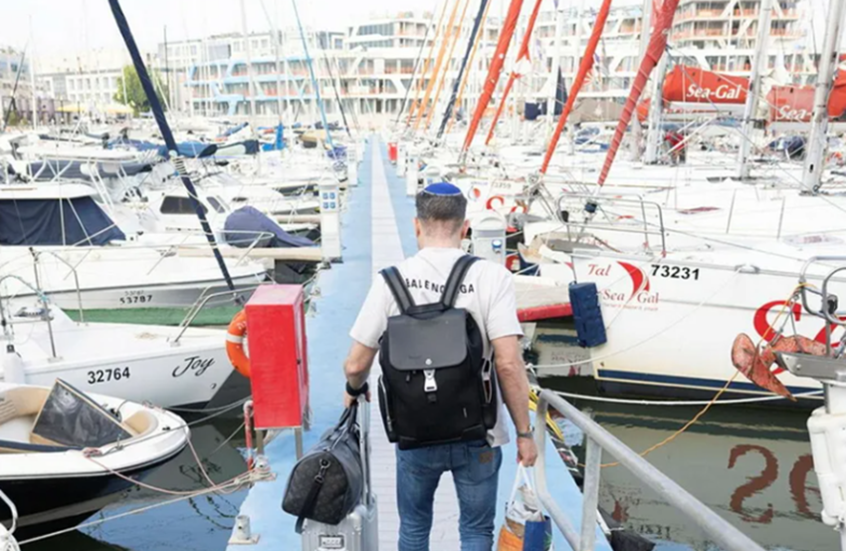 سرا وبأسعار باهظة.. آلاف الإسرائيليين يفرون على متن اليخوت