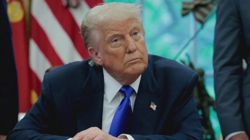 ترامب: ايران تواصلت معنا وأريد استسلامها غير المشروط