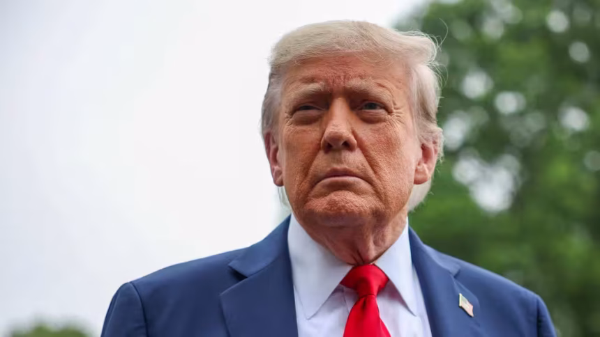 البيت الأبيض: ترامب سيتخذ قراره بشأن إيران خلال أسبوعين